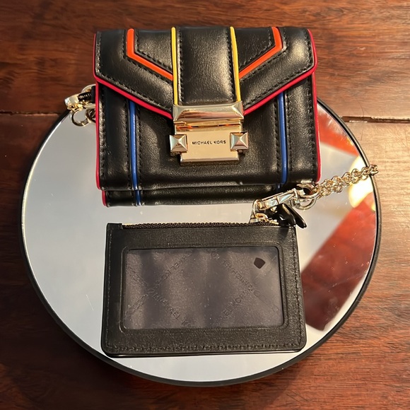 🏆MICHAEL KORS Whitney Small Rainbow Quilted Leather Chain Wallet - Picture 10 of 13